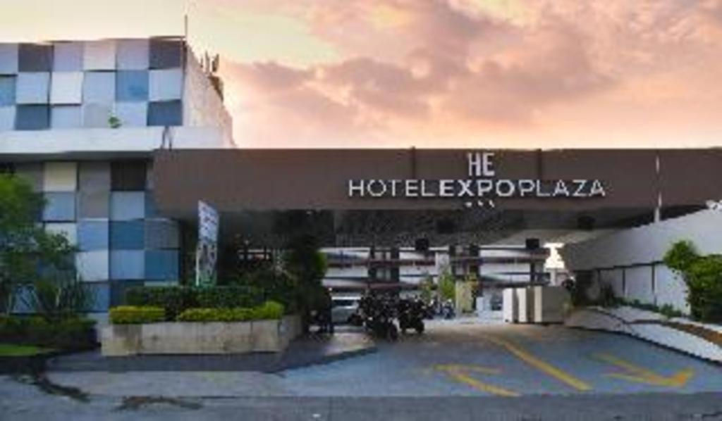 Hotel Portonovo Plaza Expo Zapopan Extérieur photo