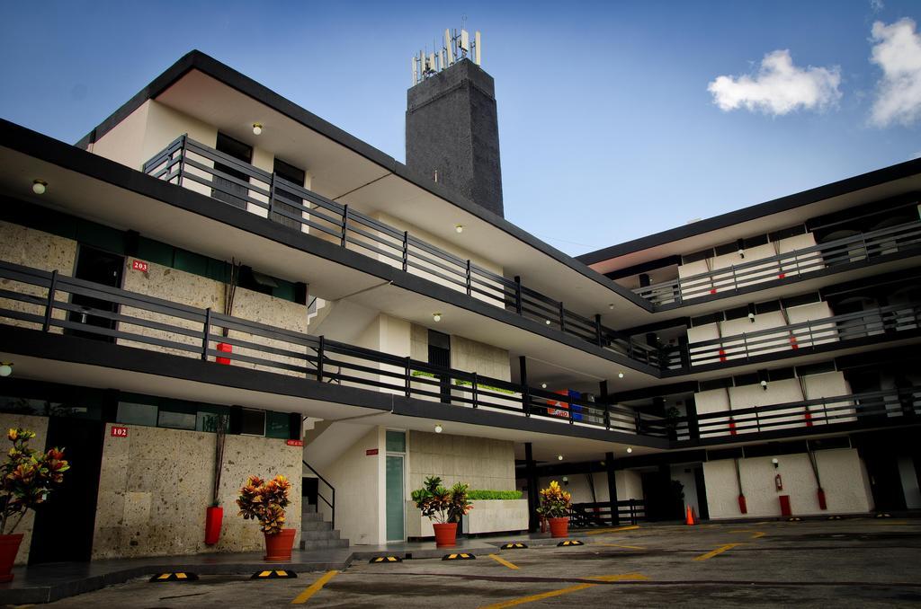 Hotel Portonovo Plaza Expo Zapopan Extérieur photo